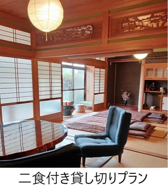 しまなみ海道お宿ぽんぽこ Imabari Railway Station Buitenkant foto